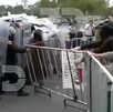 Conflicto entre policías y manifestantes afuera del Estadio de la Ciudad de México