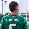 Johan Vásquez en un partido de la Selección Mexicana.