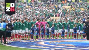 Jugadores de la Selección Mexicana previo al partido ante Sudáfrica.