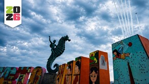 Caballito del Malecón de Puerto Vallarta durante aniversario del municipio.