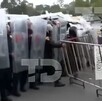 Conflicto entre policías y manifestantes afuera del Estadio de la Ciudad de México