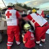 Una persona fue rescatada tras quedar prensada en un accidente ocurrido sobre la Carretera Nacional en Montemorelos.