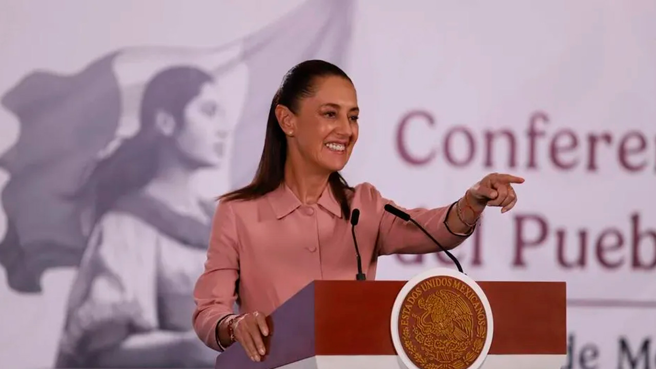 Claudia Sheinbaum anunció que, a partir de agosto, el gobierno consultará directamente a maestras y maestros sobre temas educativos.