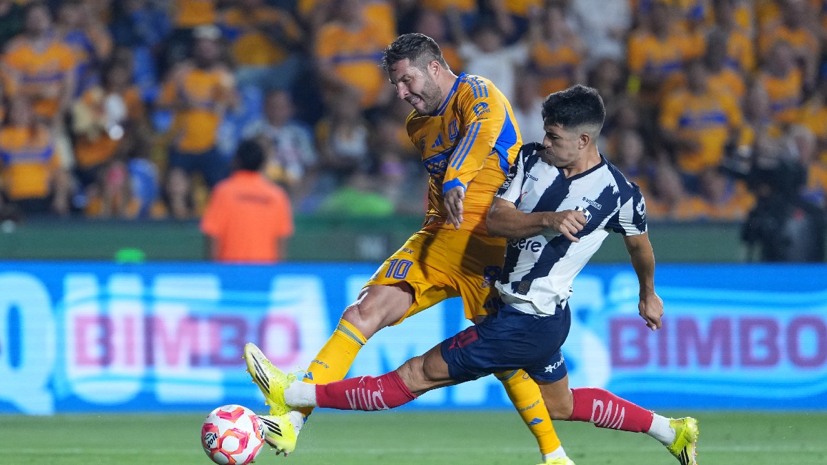 André-Pierre Gignac marcando el gol ante Rayados