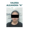 Ficha de vinculación a proceso con la foto de una mujer identificada como Valeria Alejandra ‘N’ con los ojos censurados por un recuadro negro