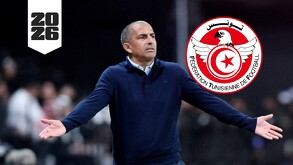 Sabri Lamouchi, entrenador de la Selección de Túnez durante el debut mundialista.