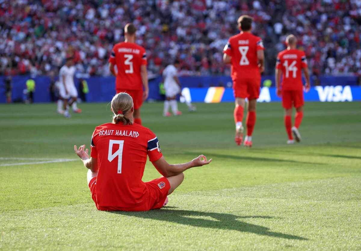 Erling Haaland delantero de la Selección de Noruega