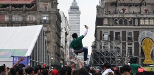 Aficionados abarrotan Bellas Artes y el Fan Fest CdMx para ver el partido México vs Corea del Sur.