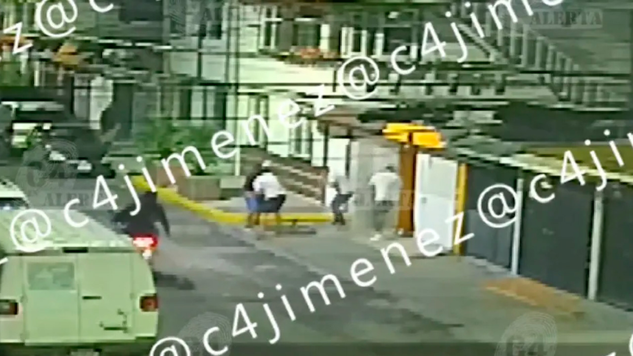 Dos hombres en motocicleta dispararon contra un grupo de comerciantes en la Unidad Habitacional Vicente Guerrero, en Iztapalapa.