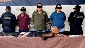 Hombres y mujer detenidos con droga en Guadalupe.