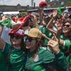 Aficionados en el Fan Fest del Zócalo CdMx