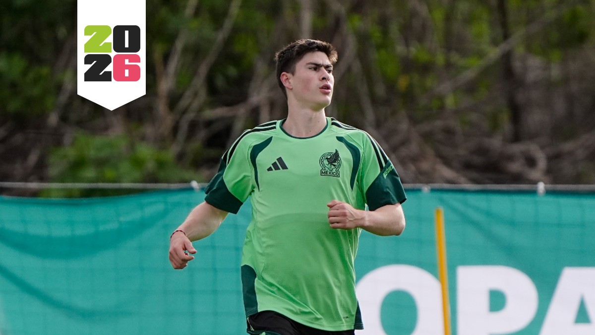 Hormiga González en un entrenamiento con la Selección Mexicana.