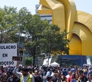 Vialidades y espacios como El Caballito son ocupadas como puntos de reunión ante sismos.