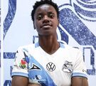 Jugadoras con las playeras del Club Puebla
