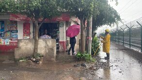 Una intensa tormenta de más de seis horas inundó 17 colonias de Guadalajara y causó daños en Ameca. El paso a desnivel de Washington quedó bajo 3 metros.