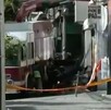 Rescatan a hombre atrapado en escombros de casa derrumbada