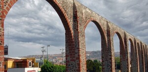 Querétaro seguirá con temperaturas bajas, con cielos nublados y con algunas probabilidades de lluvia en varios municipios.