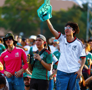 El FIFA Fan Festival Monterrey reprograma el concierto de Grupo Firme. Conoce qué pasará con tus boletos VIP y General Plus.