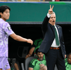 El mediocampista mexicano marcó el único tanto del encuentro para darle a México una victoria clave en la fase de grupos de la Copa del Mundo.
