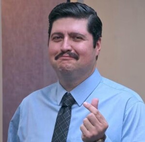 El actor Fernando Bonilla reveló que ya comenzaron las reuniones para desarrollar la segunda temporada de La Oficina.