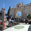 El Panteón Santiago de Saltillo reabrió tras el retiro del enjambre que atacó a visitantes y dejó cuatro personas lesionadas.