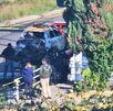 Automóvil calcinado en Periférico Ecológico de Puebla, con dos cuerpos en su interior.