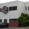 El operador fue localizado sin vida dentro de la cabina; el dictamen forense aclaró qué ocurrió.