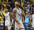 Avry Holmes jugando para Fuerza Regia en la LNBP durante un partido de la temporada 2025.