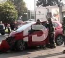 Carro accidentado en Calzado Vallejo