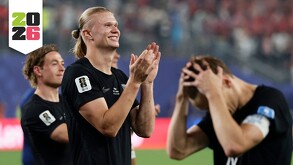 Erling Haaland festejando con sus compañeros de Noruega la victoria ante Senegal y el pase a 16vos de Final del Mundial 2026.