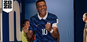 Kylian Mbappé festejando sus dos goles frente a Senegal en el Mundial 2026.