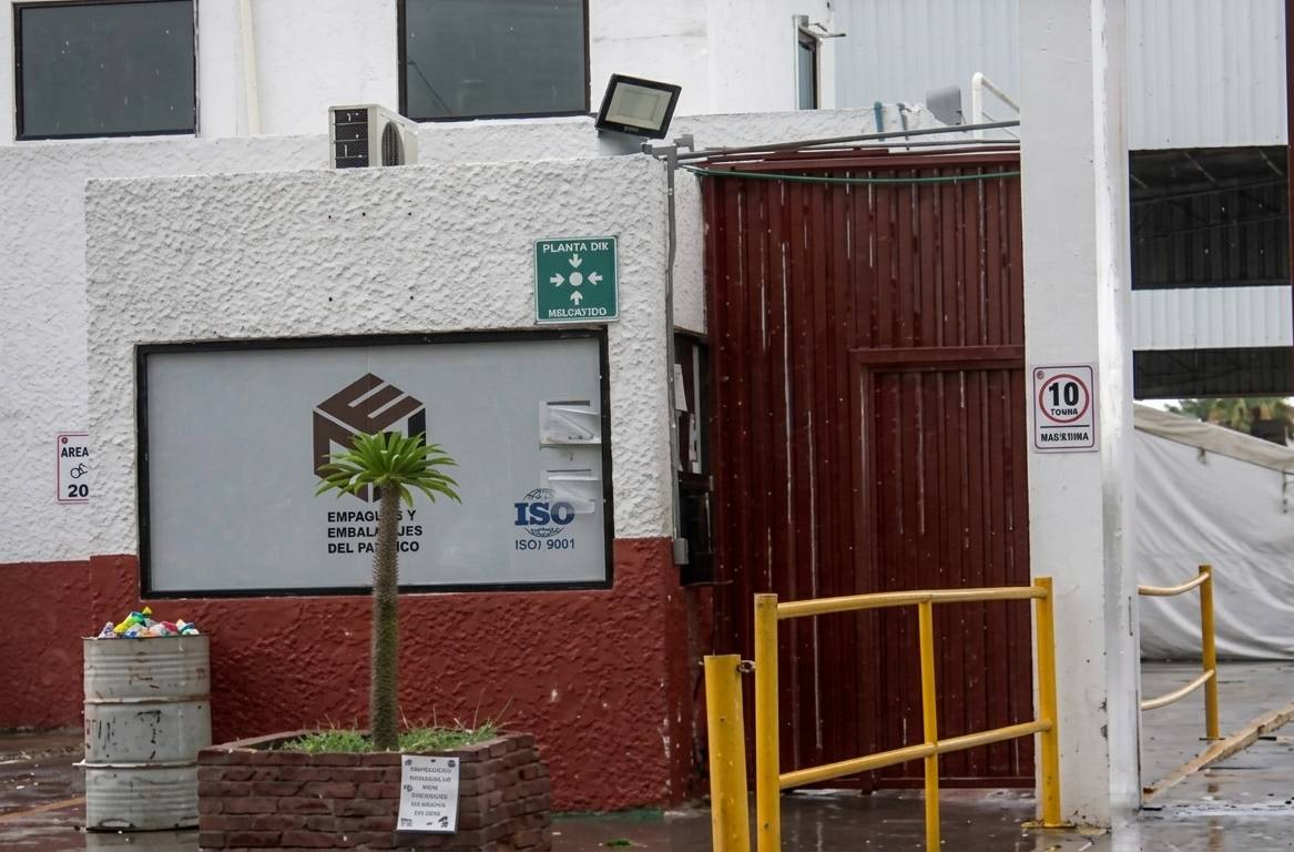 El operador fue localizado sin vida dentro de la cabina; el dictamen forense aclaró qué ocurrió.