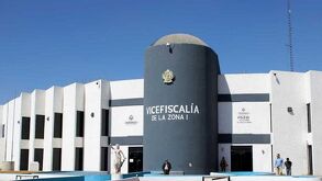 Personal de la Fiscalía realiza la necropsia de ley para confirmar la causa del deceso tras años de padecimientos de salud.