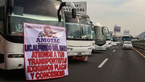 Marcha y bloqueos transportistas en CdMx y Edomex