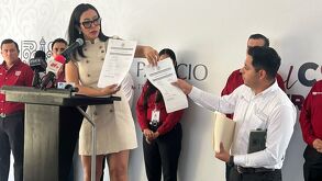 Presidenta Municipal Betzabé Martínez Arango.