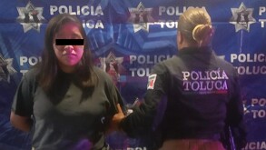 Detienen a Guadalupe 'N' en Toluca por atacar a su novio con un cuchillo tras discusión.