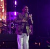 Jorge Celedón cantando en Monterrey.