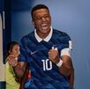 Kylian Mbappé está participando en su tercera Copa del Mundo con apenas 27 años de edad / @equipedefrance