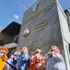 figuras del dr. simi en el nuevo centro de rehabilitación en puebla