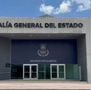 Una riña entre vecinos en la colonia Tanquecito terminó con una mujer herida de bala; la Fiscalía ya indaga el caso.