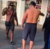 Fotos de turistas peleando en vía pública.