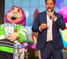 Dr. Simi anuncia una colaboración con Toy Story lanzando un peluche edición limitada conmemorando el estreno de la quinta película.