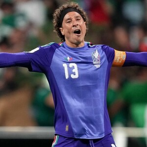 ¡Histórico! Guillermo Ochoa entró de cambio en el partido entre México y Chequia en el Mundial 2026 para despedirse de la Selección Mexicana ante su afición.