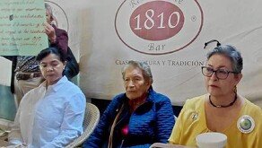 Maestras jubilada del estado de Querétaro pierde un ojo tras tropezar y golpearse con una piedra.