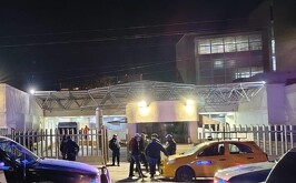 Clínica 16 del IMSS, lugar donde se atiende a un niño que fue atropellado por una camioneta en Torreón.