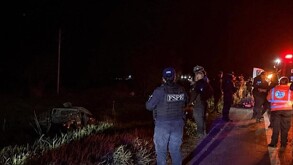 Un accidente protagonizado por unidades oficiales de las Fuerzas de Seguridad Pública del Estado (FSPE) y del Ejército Mexicano movilizó a cuerpos de emergencia