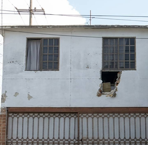 Pedro “N”, de 70 años, fue rescatado en Saltillo tras años de reportes vecinales por las condiciones en las que vivía.