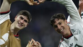 Conoce quién es el papá de Mateo Chávez y cuál es la historia detrás de este legado en el futbol, después de haber debutado en el partido México-Chequia.