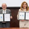 La magistrada Laura Perla Córdova y el representante de UNICEF en México