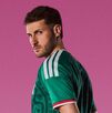 Santiago Giménez es uno de los jugadores más guapos en el Mundial 2026.